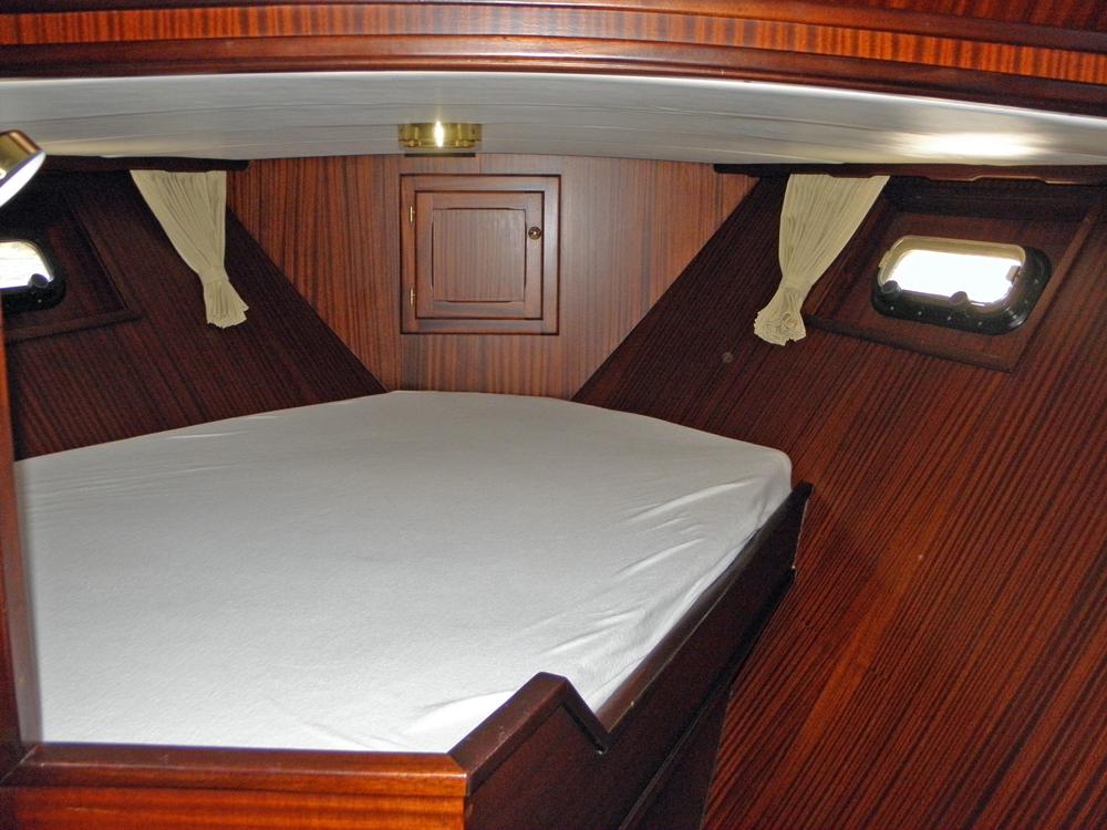 Fore ship, Accommodation